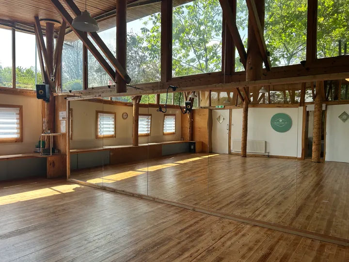 Xquisite Spaces UK Connect (BS5) — yoga-studio in St Paul's, Bristol — 3