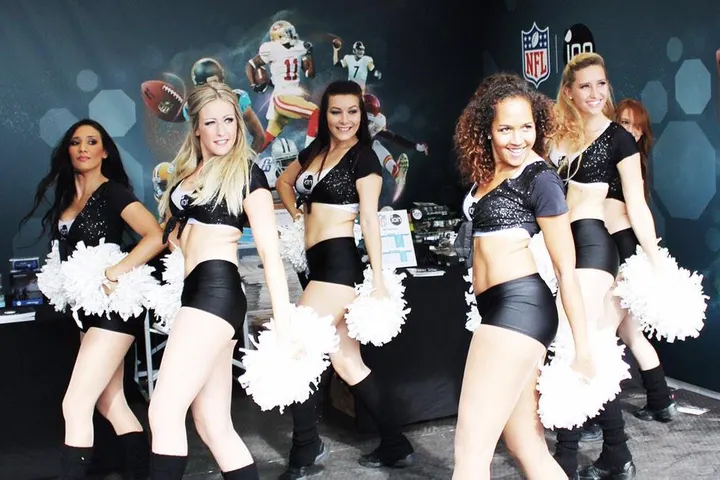 ZR London Cheerleaders Mulberry — dance-studio in Whitechapel, London — 2