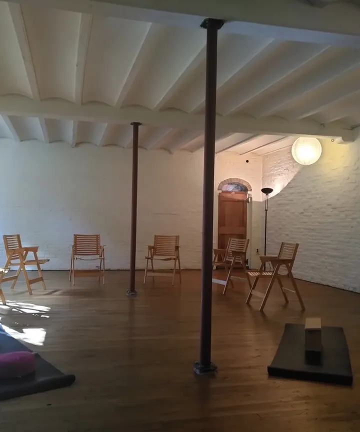 Mindfulness praktijk 'Dit Moment' Tilburg — Meditatie in Oud-Noord, Tilburg