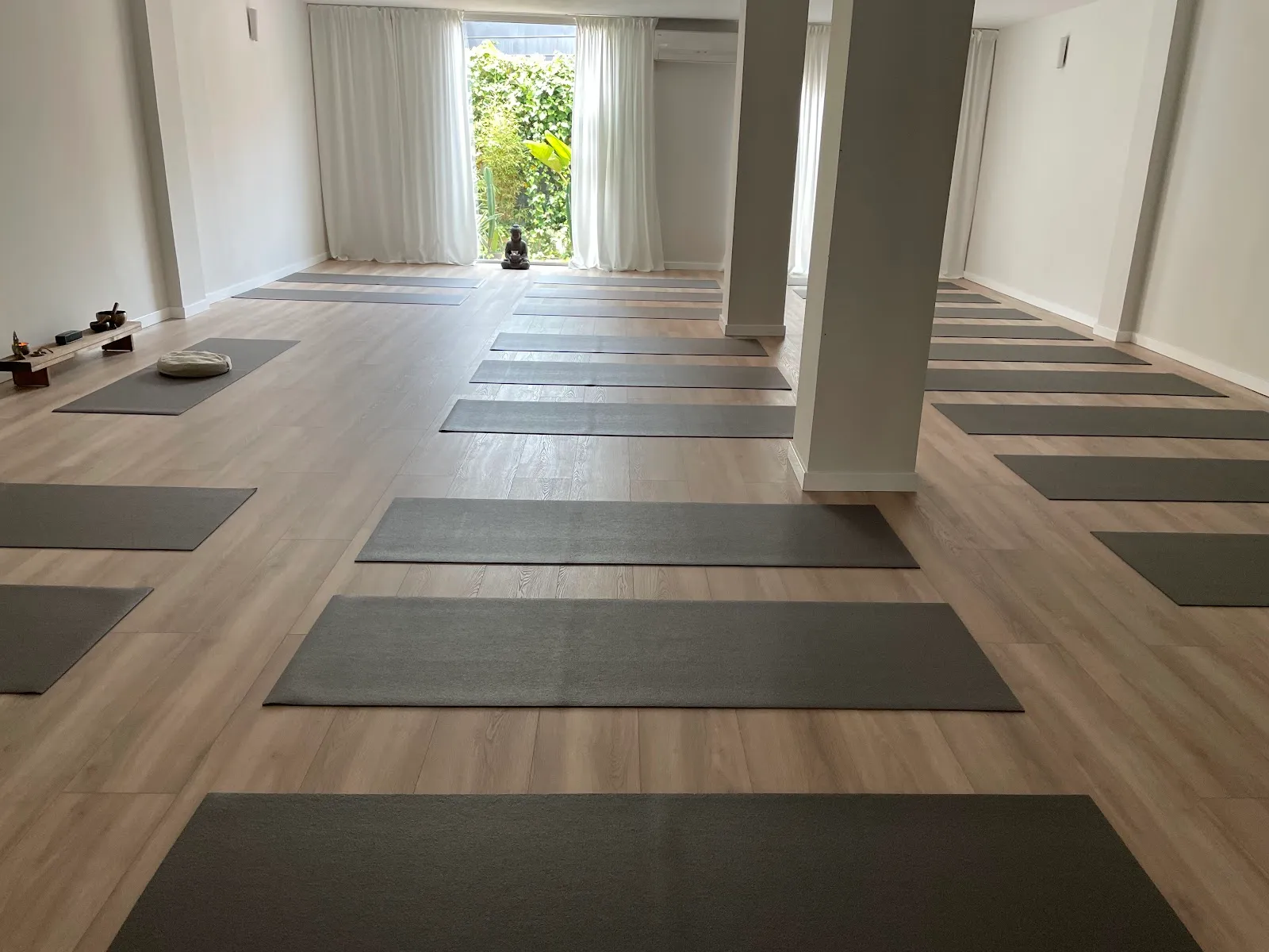 Rayma Yoga - Centro De Yoga - Hatha Yoga - Centros De Yoga — yoga-studio en Sant Joan Despí — 4