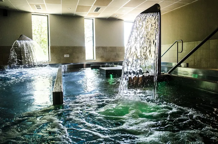 Centre aquatique Aquadombes — salle de fitness-studio à Maillard, Châtillon-sur-Chalaronne — 2