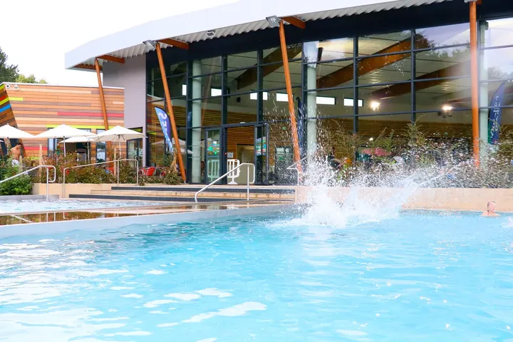 Centre aquatique Aquadombes — salle de fitness-studio à Châtillon-sur-Chalaronne — 5