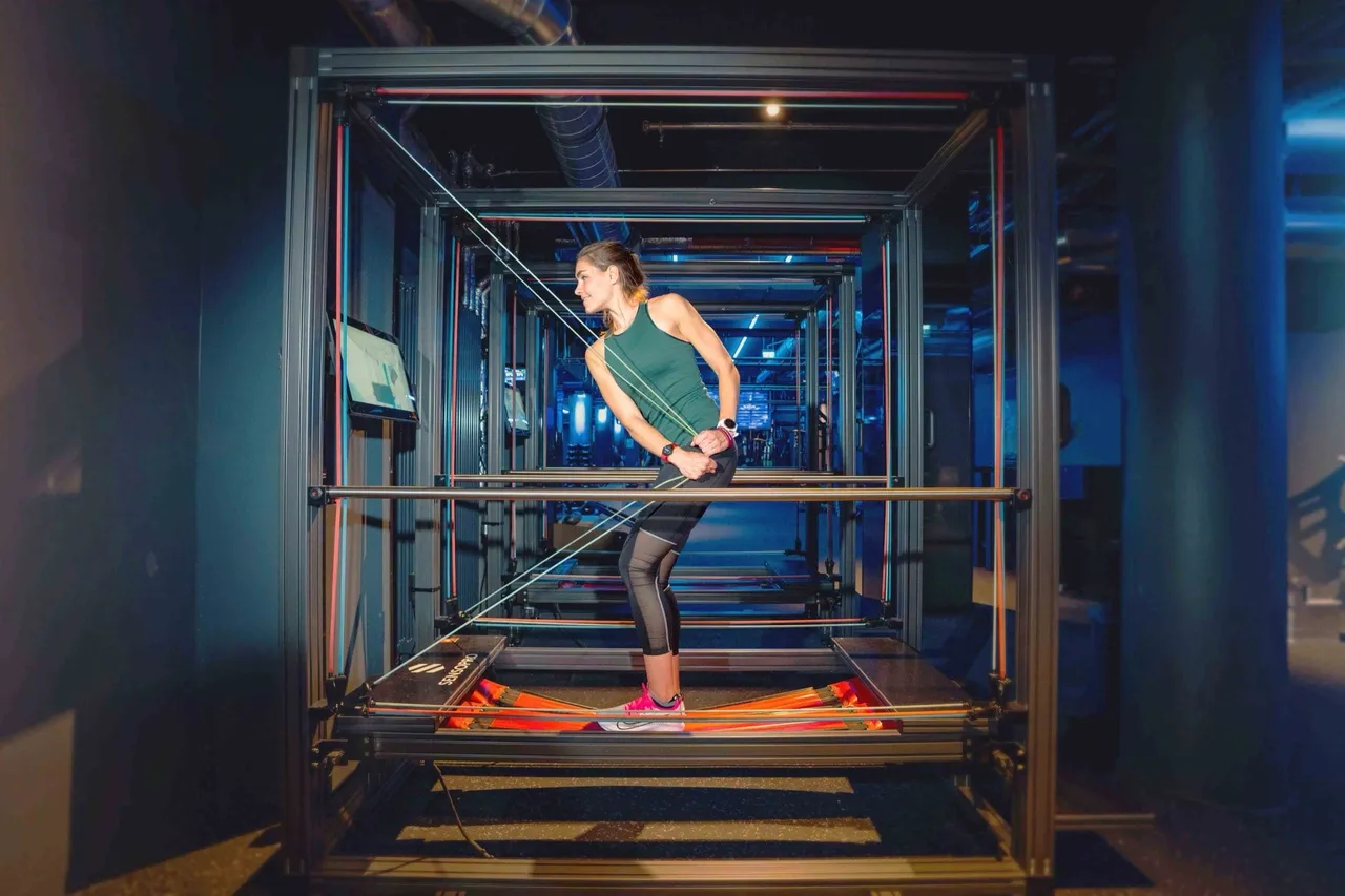 PRIME TIME fitness - Hamburg Hafencity — träningsstudio i Hamburg — 6