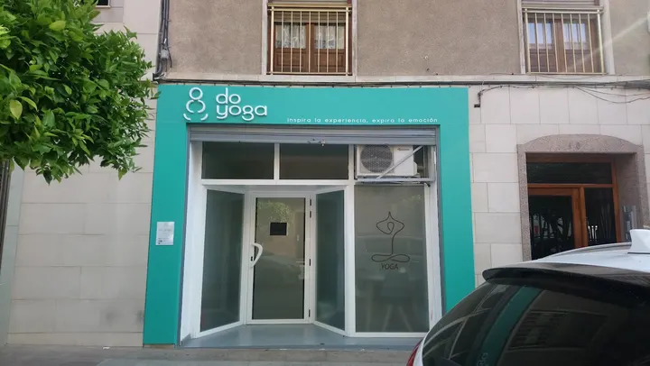 Do Yoga estudio — Yoga en Elche