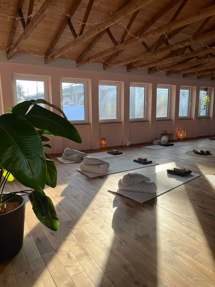 Mirkas Yogahäuschen — Yoga in Burtscheid, Aachen