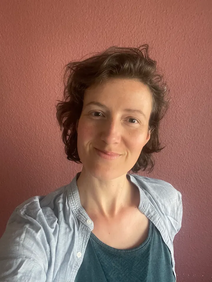 Johanna Johannson Kreuzberg — Yoga in Kreuzberg, Berlin