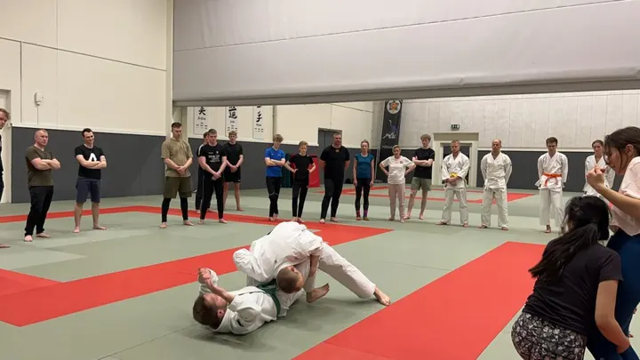 Vejle Jiu Jitsu Klub — kampsport-studio i Lille Grundet, Vejle — 2