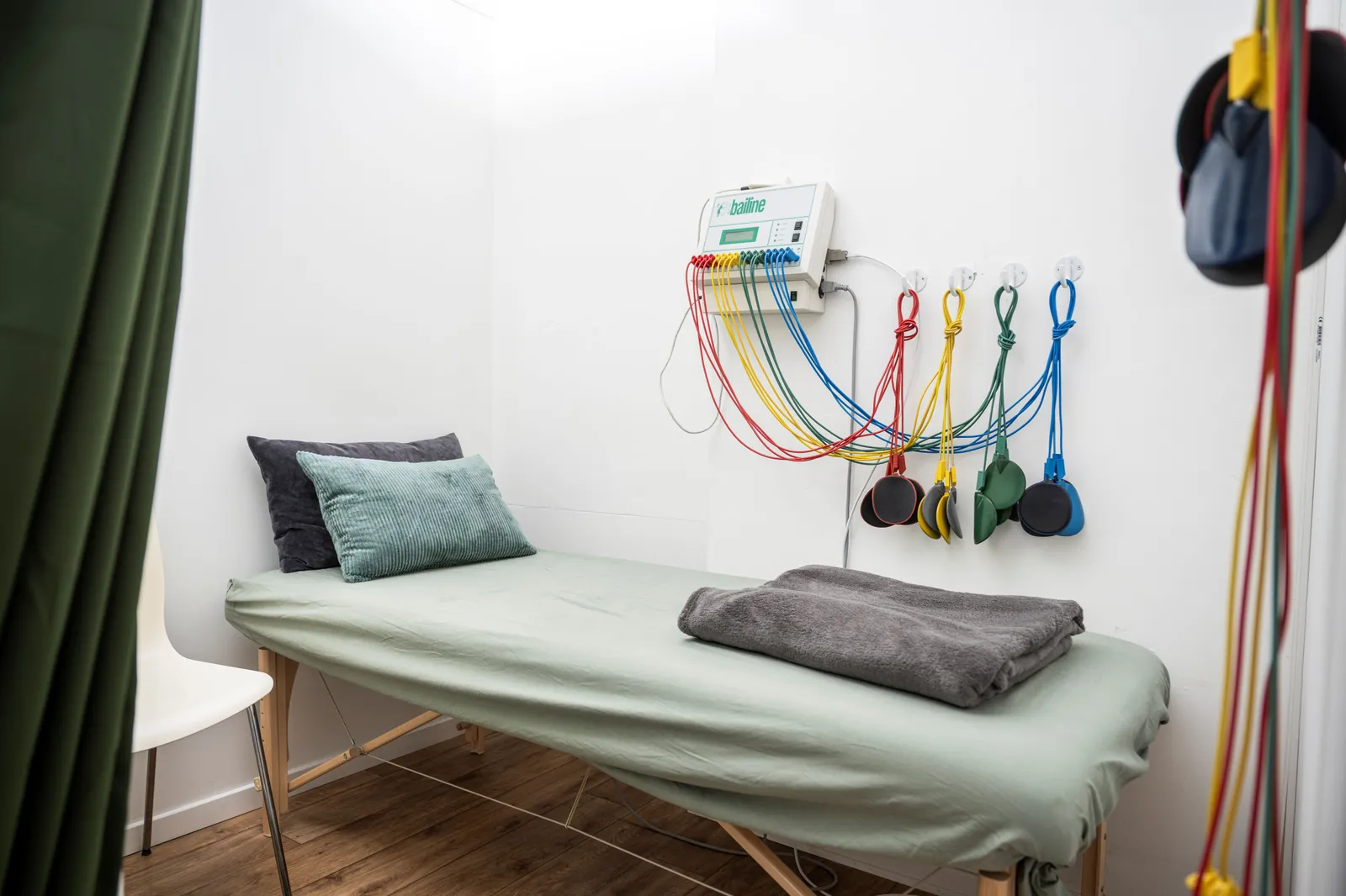 Din Sportsterapeut og Smerteklinik — wellness-studio i Odense — bild 3