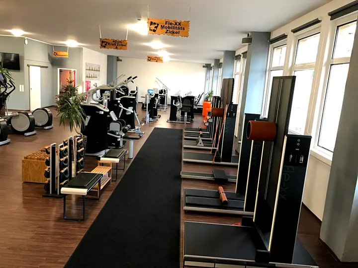 Wolfs Sportrevier Hasselroth — Fitnessstudio in Altona-Nord, Hasselroth