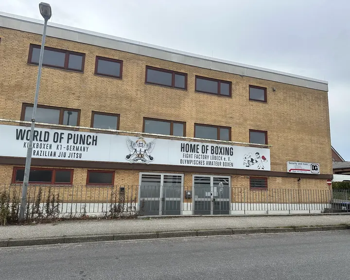 World of Punch — boxen-studio in Hüxtertor / Mühlentor / Gärtnergasse, Lübeck — 2