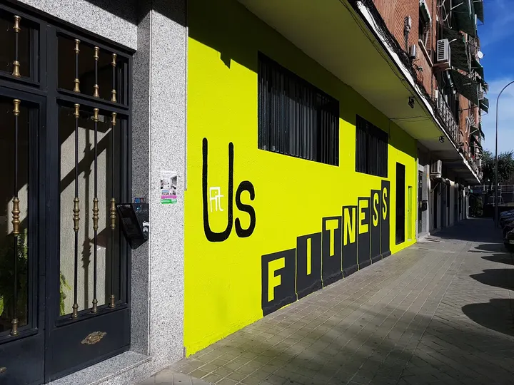 Custom Fitness Gym — estudio de fitness-studio en Ciudad Lineal, Madrid — 2
