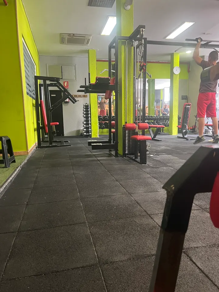 Custom Fitness Gym — estudio de fitness-studio en Madrid — 3