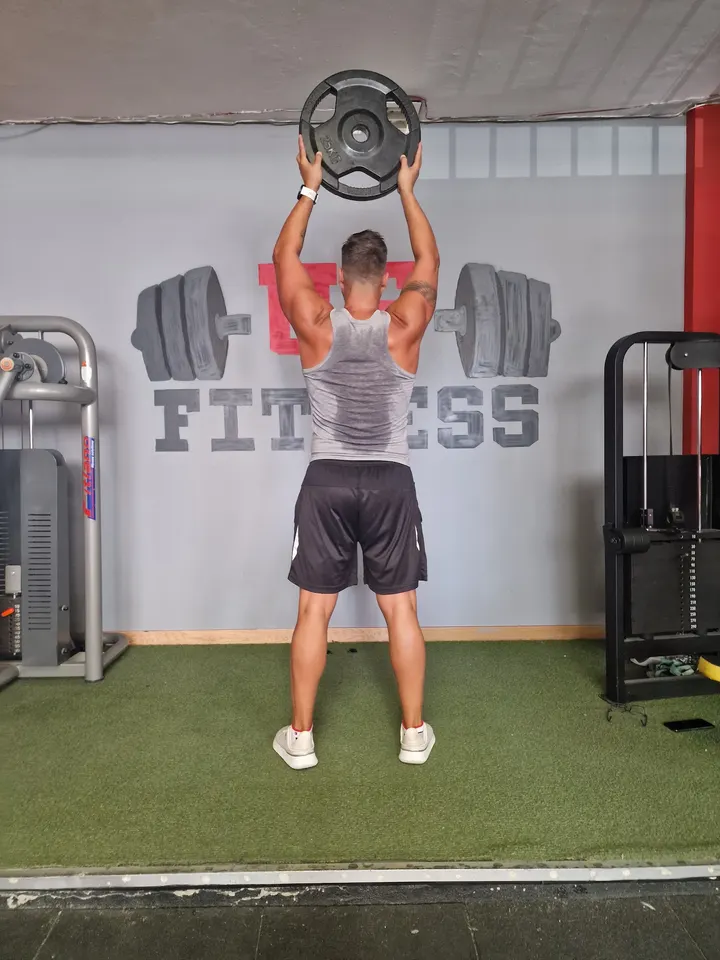 Custom Fitness Gym — estudio de fitness-studio en Madrid — 4