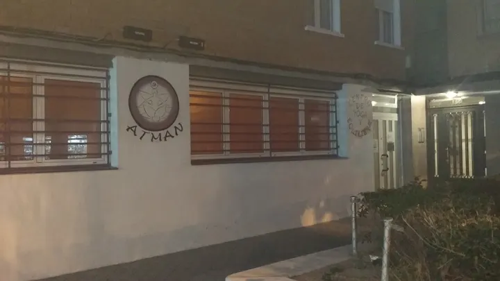 Atman Centro de Yoga y Equilibrio — yoga-studio en Zarzaquemada, Leganés — 2