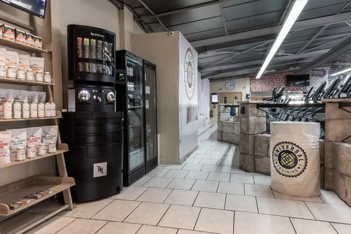 Universal Training — salle de fitness-studio à Mougins — 5