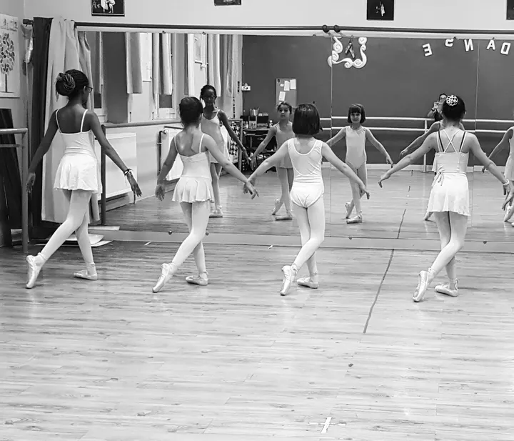 A Petits Pas — danse-studio à Marseille — 4