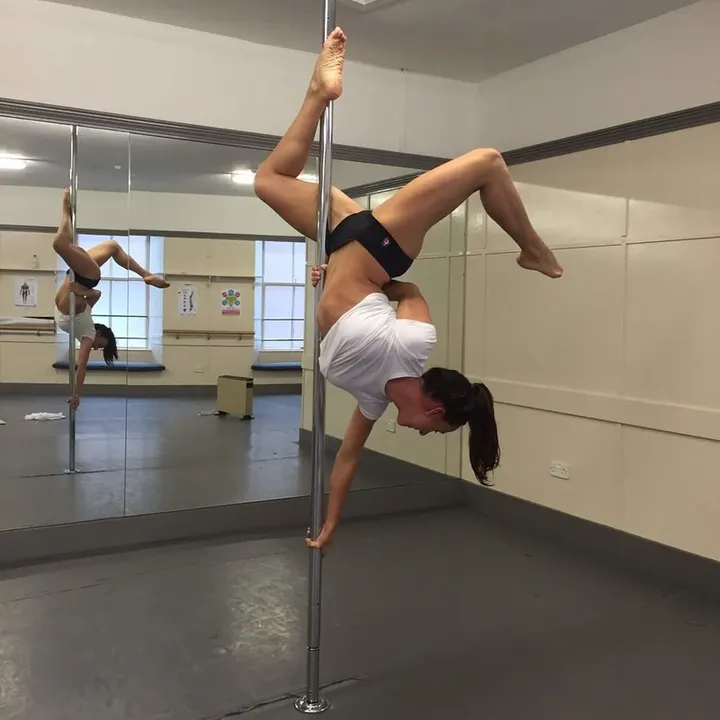 Multi-Pole Fitness — pole fitness-studio in Mosside, Coatbridge — 2