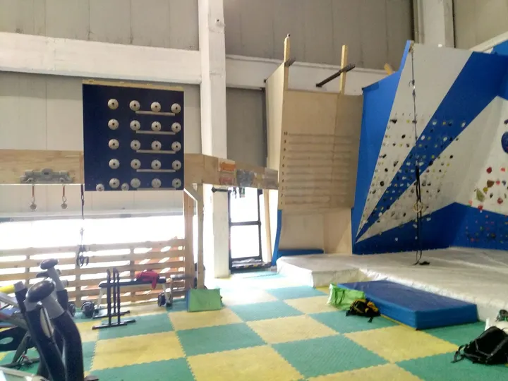 Big Walls Viale Lombardia — Personal training a Moncucco, Brugherio
