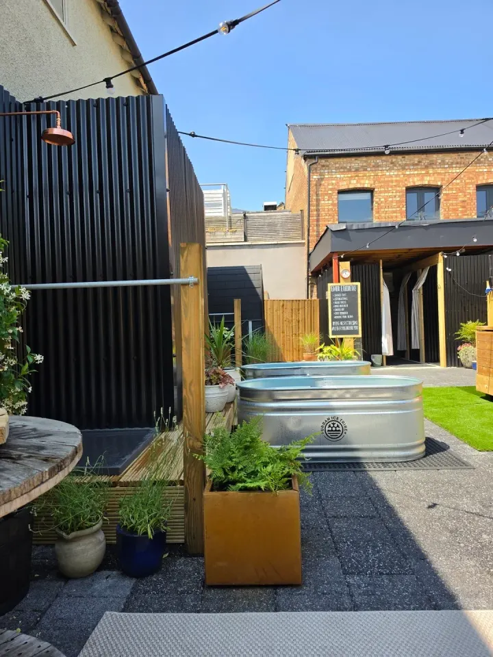 EMBR — recovery-studio in Ashlyns Estate, Berkhamsted — 2