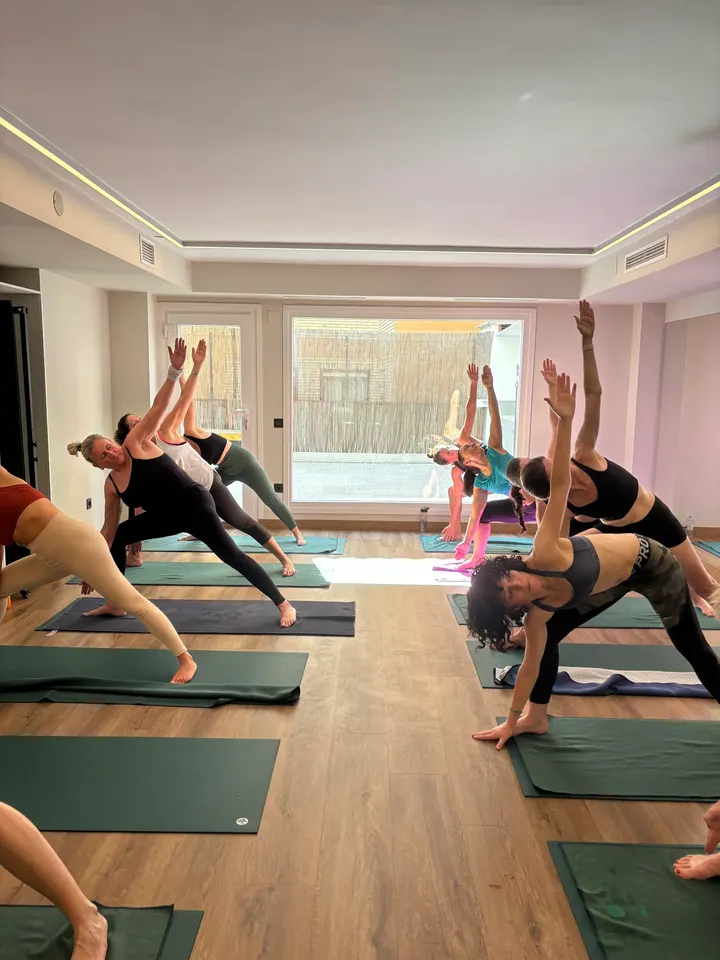 Vidha Hot Yoga — yoga-studio en Casablanca, Zaragoza — 2