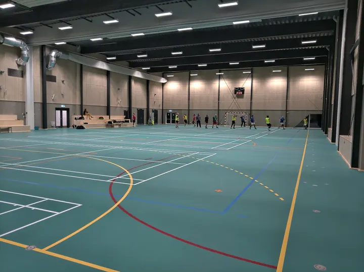 Petersmindehallen — Træningsstudio i Uhrhøj, Vejle