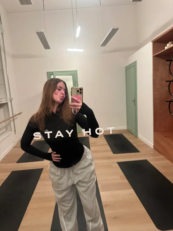 HY Sweat Studio - Guastalla — hot yoga-studio a Milano — 3