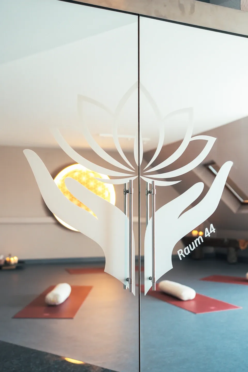 Raum 44 by effektiv physio und training — yoga-studio i Schwaikheim — 2