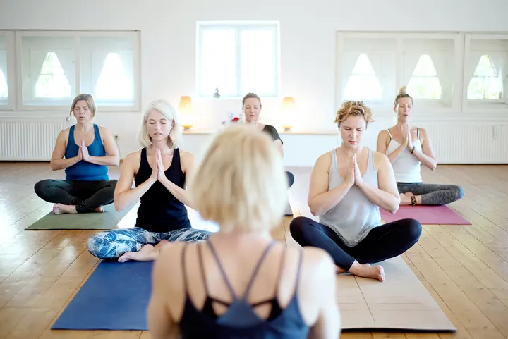 Life Artists Creators HUB / Barbara Ossevorth — Yoga in Prenzlauer Berg, Berlin