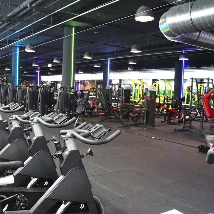Sportingclub FreeFitness B.V. — sportschool-studio in Spijkenisse — 6