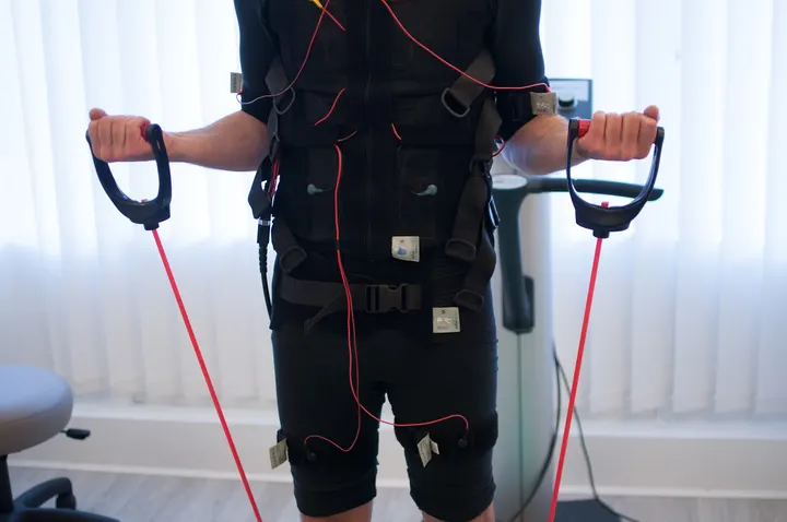 Miha Bodytec Paris — salle de fitness-studio à Paris 15e Arrondissement, Paris — 3