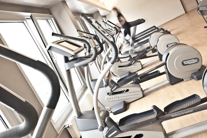 J’s Sports & Health Club GmbH - Hannover — fitnessstudio in Döhren, Hannover — 2