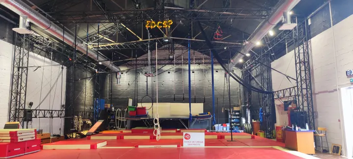 ECOLE DE CIRQUE SAN PRIOTE — arts aériens-studio à Lyon — 4