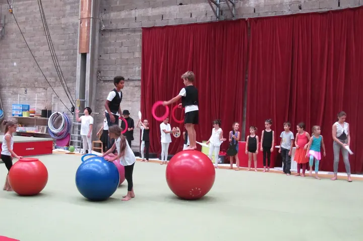 ECOLE DE CIRQUE SAN PRIOTE — Aérien à Saint-Priest