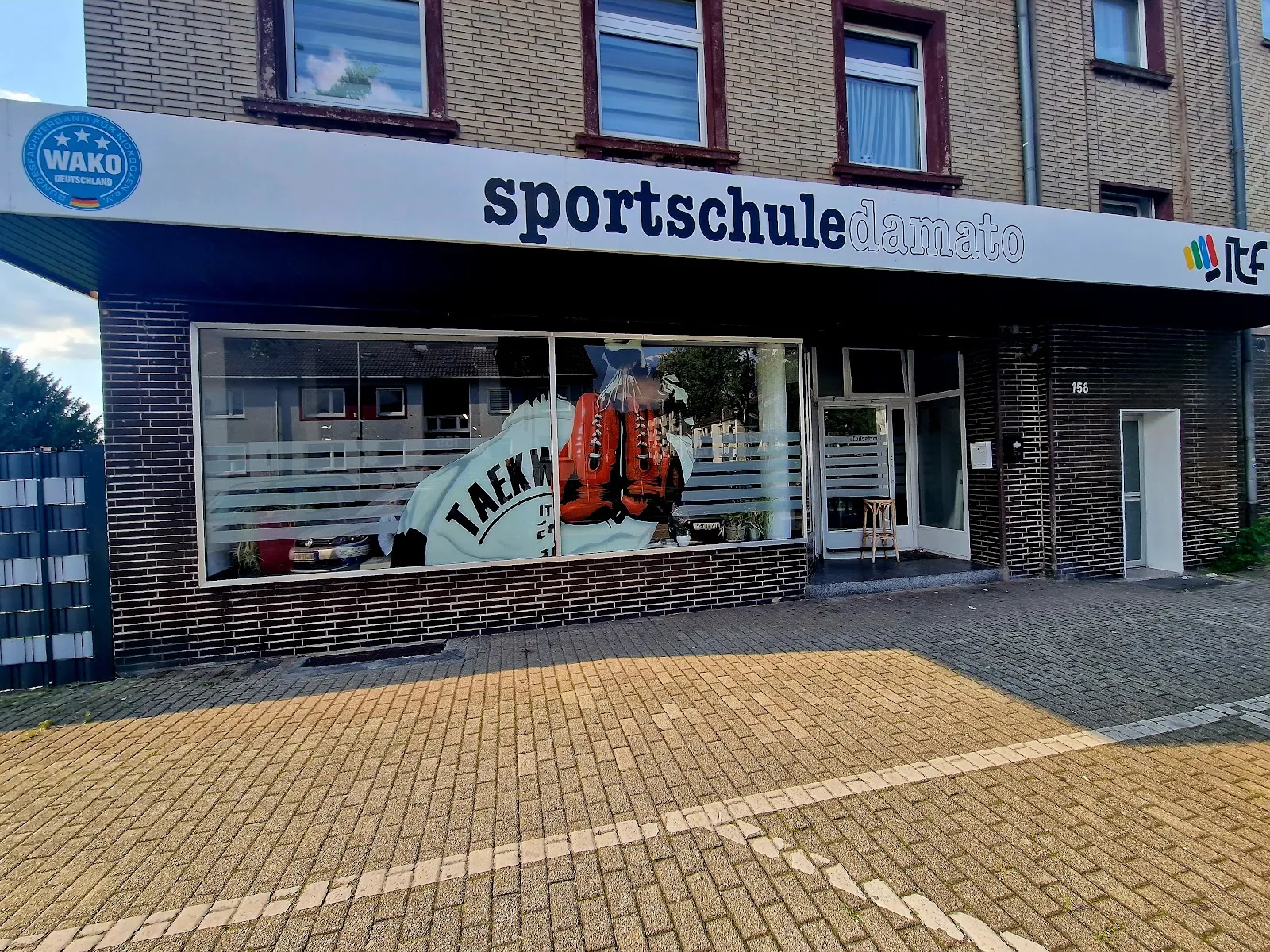 sportschuledamato — kickboxen-studio in Duisburg — 2