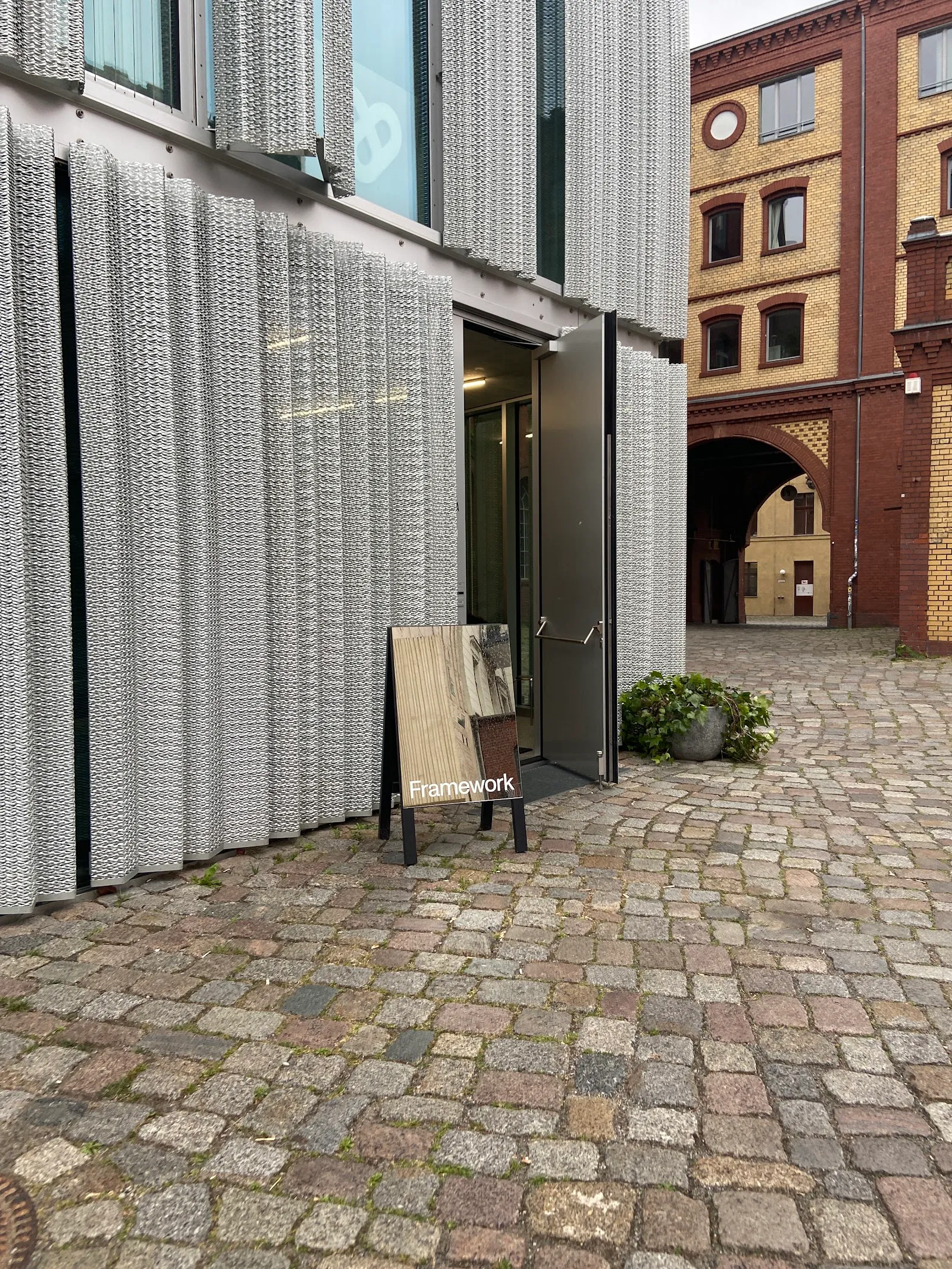 Framework Pberg — lagree-studio in Berlin — 4
