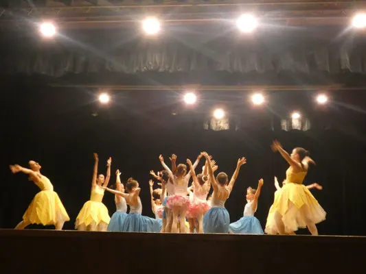 Terre de Danse — danse-studio à Moncoutant-sur-Sèvre — 3