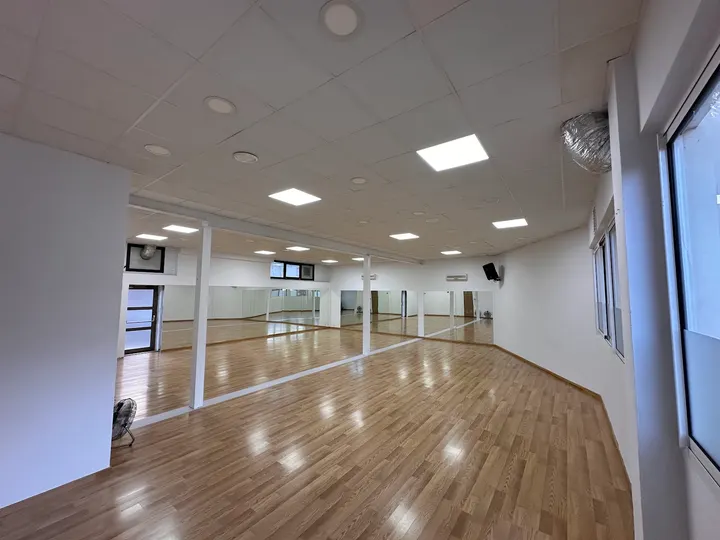 E.B.E Dance School — Baile en Taialà, Girona