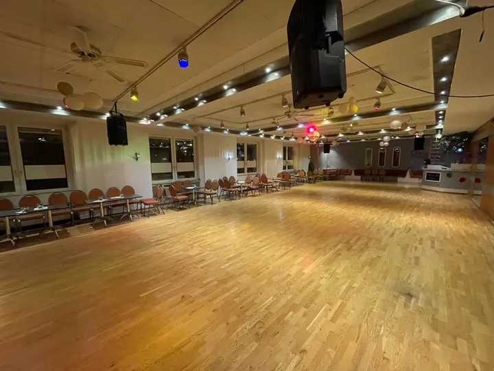 Tanzschule Overrath — tanz-studio in Essen — 4