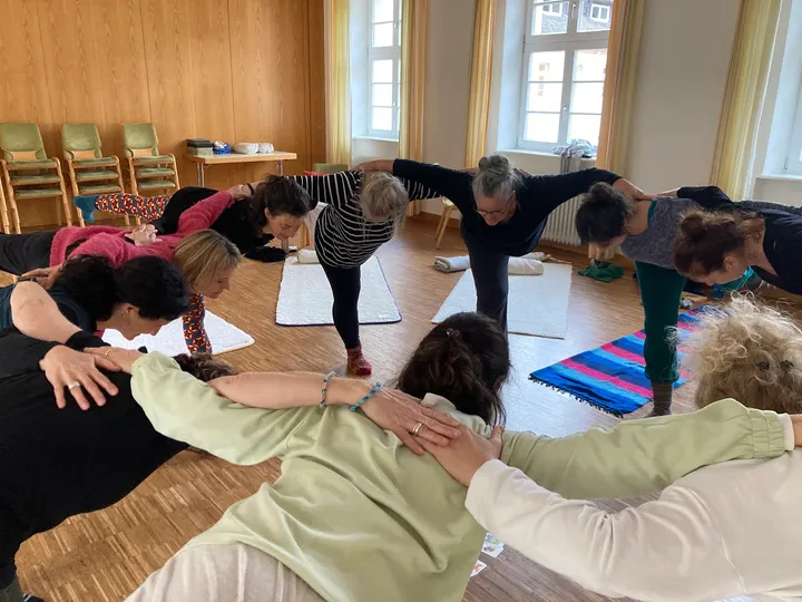 Sabine Schumann, Yoga und andere Künste — yoga-studio in Wittnau — 2