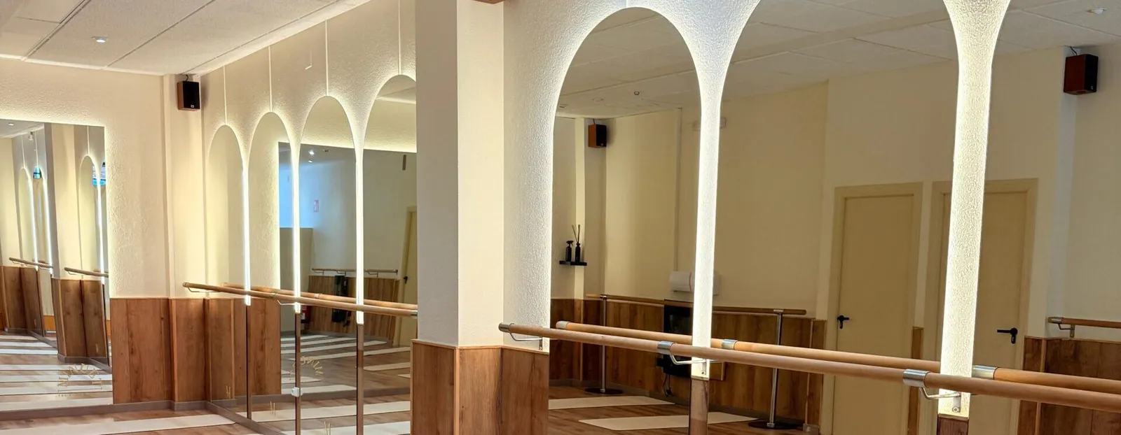 Minuet - The Barre Studio — barre-studio i San Martín, Vitoria-Gasteiz — bild 2