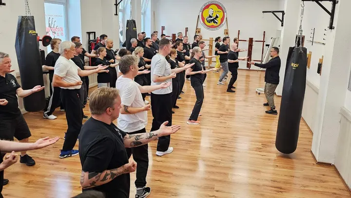 Kampfkunstcentrum Duisburg — kampfsport-studio in Hochheide, Duisburg — 2