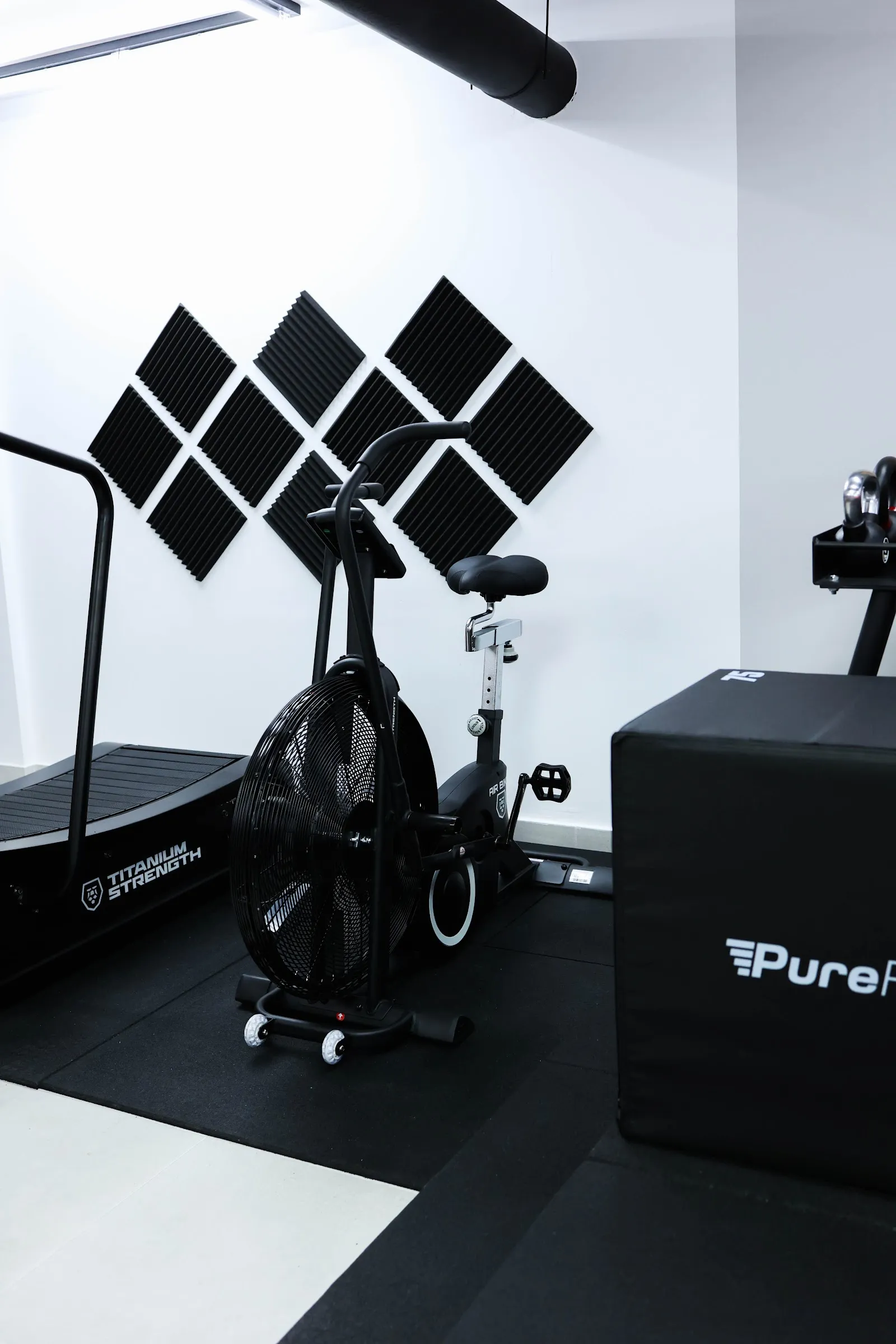 Gymboutique Modifícate Space, de Antonio Crespo — estudio de fitness-studio en Málaga — 3