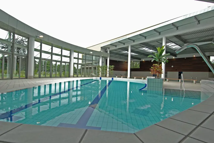 Centre aquatique de St-Cyr — salle de fitness-studio à Paris — 4