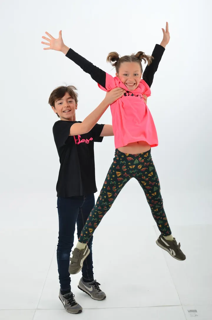 Adansa — Baile en Roses-Castellbell, Sant Feliu de Llobregat