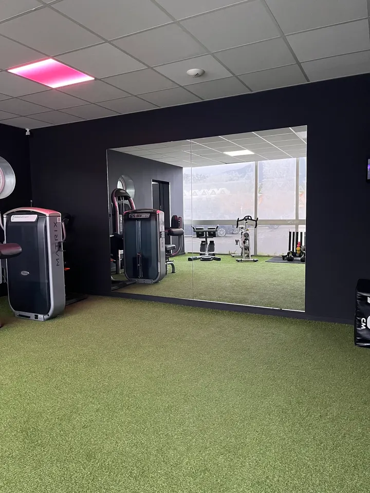 TRACK FITNESS — salle de fitness-studio à La Garde — 2