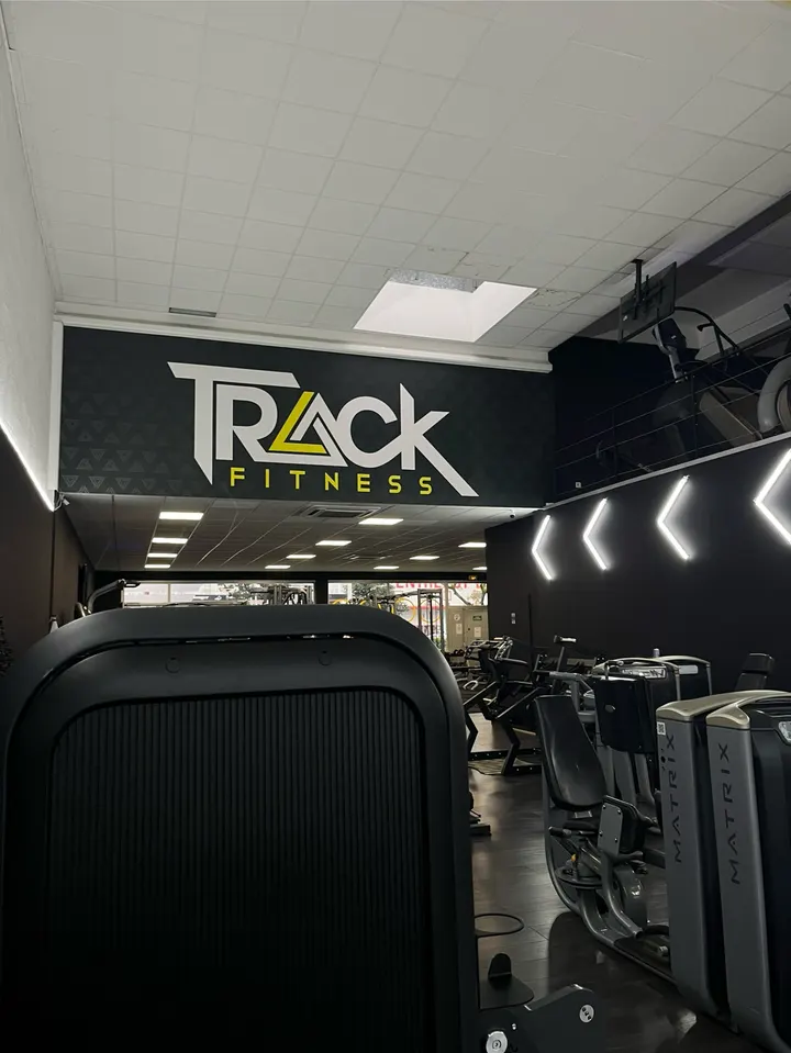 TRACK FITNESS — salle de fitness-studio à La Garde — 5