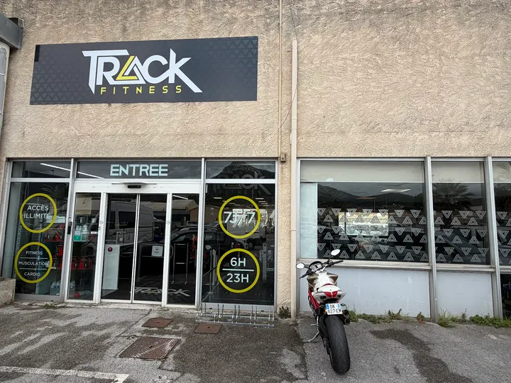 TRACK FITNESS — Salle de fitness à La Garde