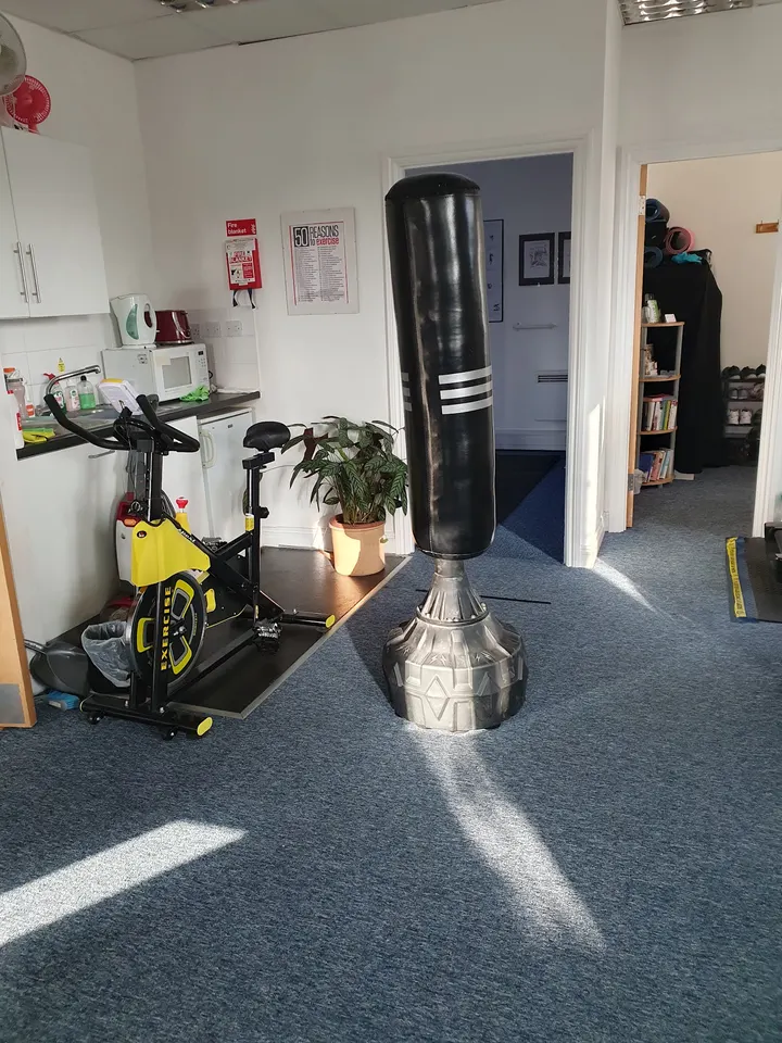 Frome Fit Zone Women's Gym, Fit Zone Fusion Pilates — pilates-studio in Frome — 3