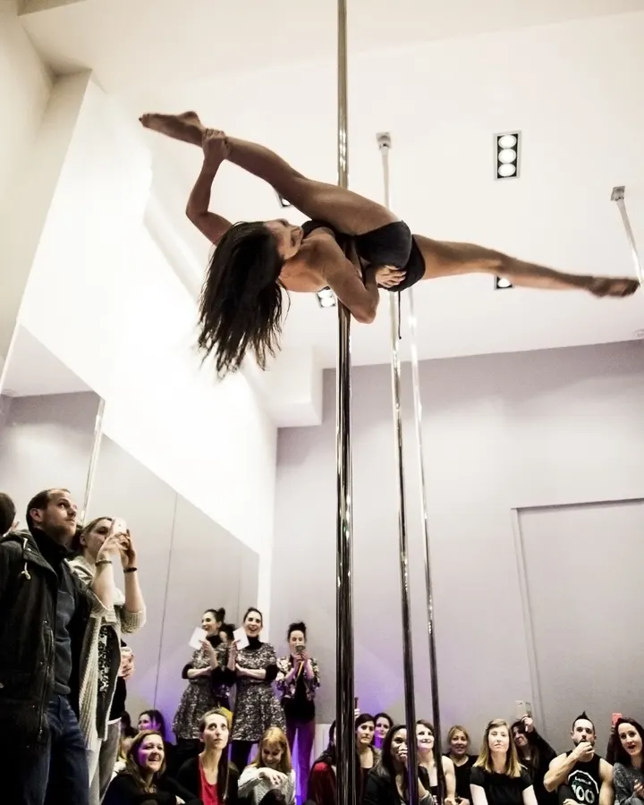 Pole & Motion — pole fitness-studio aux Lilas, Paris — 2