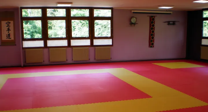 Karate Club de Reims — Arts martiaux à Val de Murigny, Reims